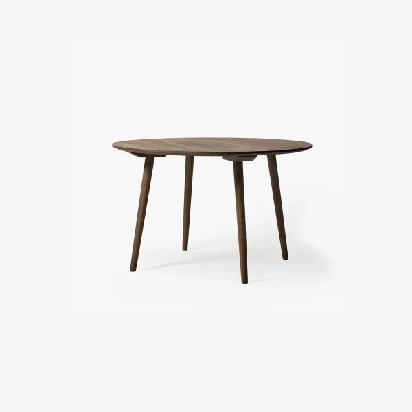 20981200-in-between-table_sk4_smoke-olied-oak.jpgv1757278736