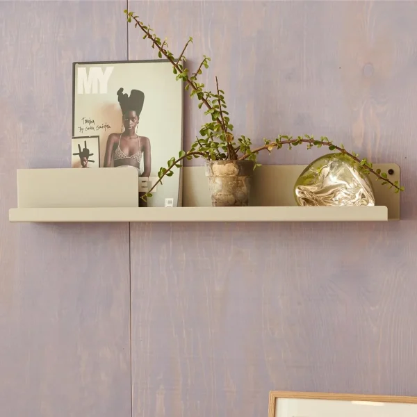 24001-44024_muuto_muuto_-_folded_shelves-_olive_medium_4.jpgv1757268805